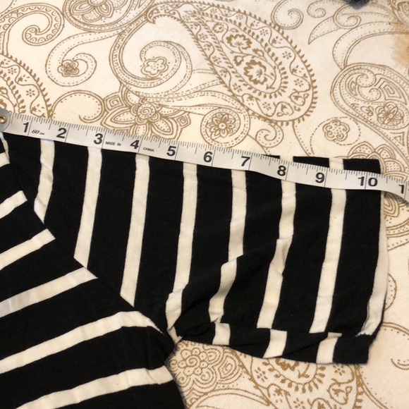 New top tag on by Olivia Ral size L - Picture 7 of 8